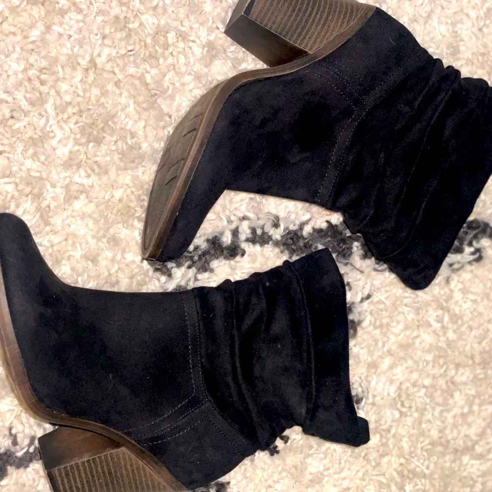 Fergalicous black slouched boot, SZ 9